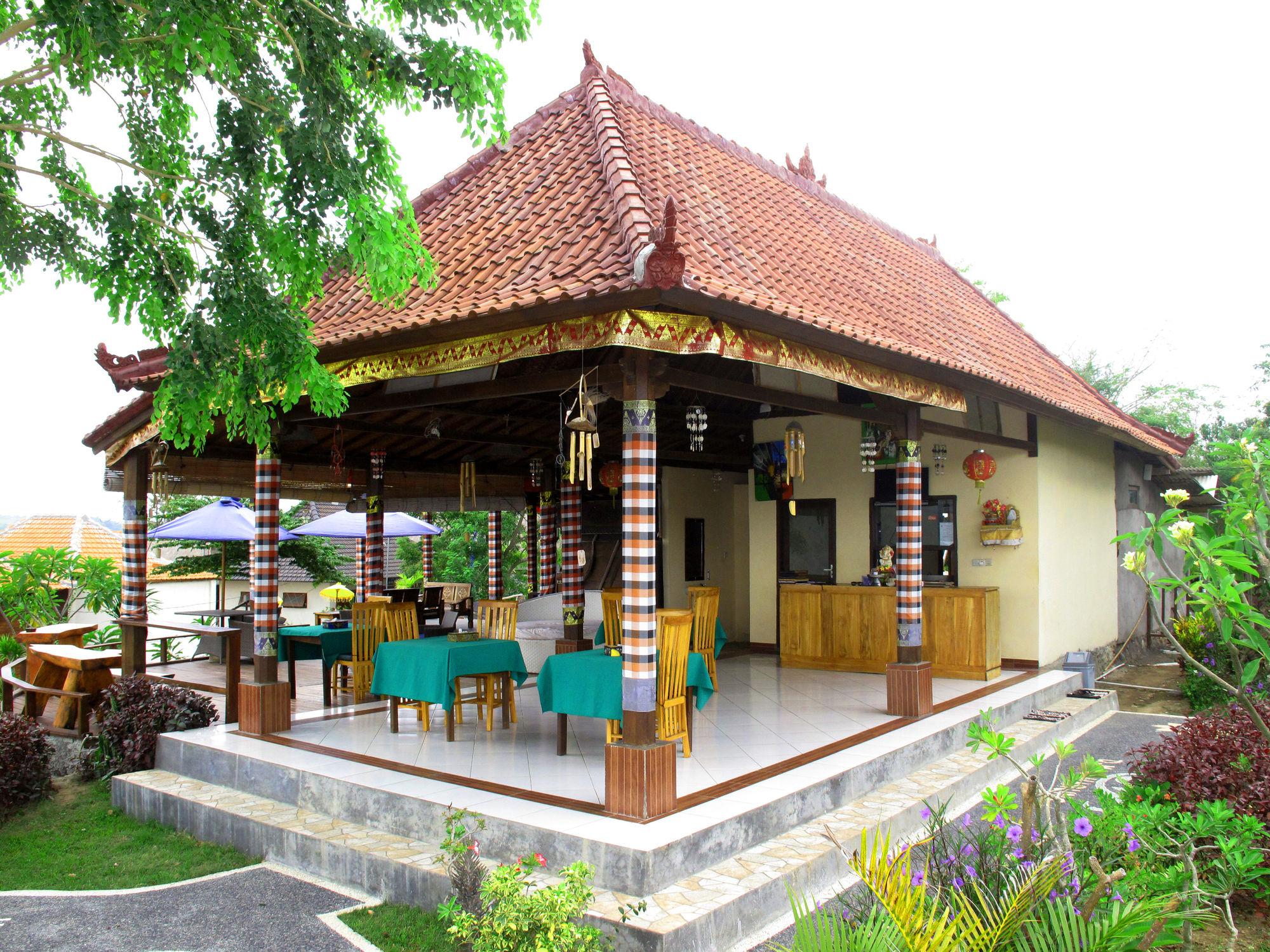 Dmas Huts Lembongan Hotel Exterior foto