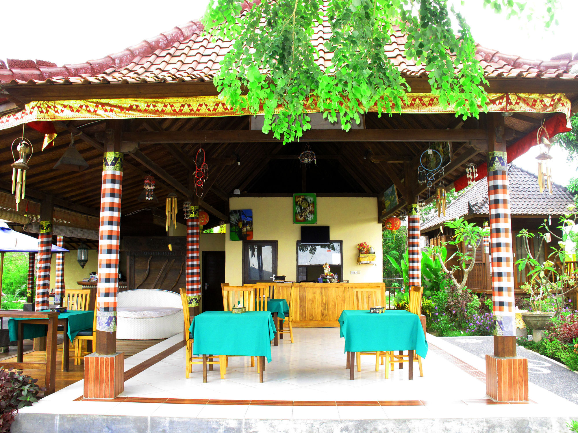 Dmas Huts Lembongan Hotel Exterior foto