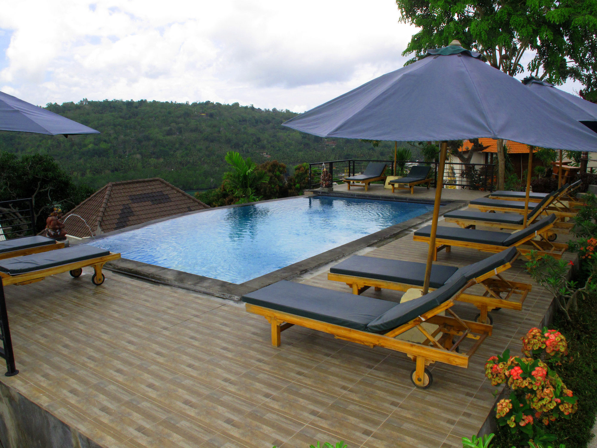 Dmas Huts Lembongan Hotel Exterior foto