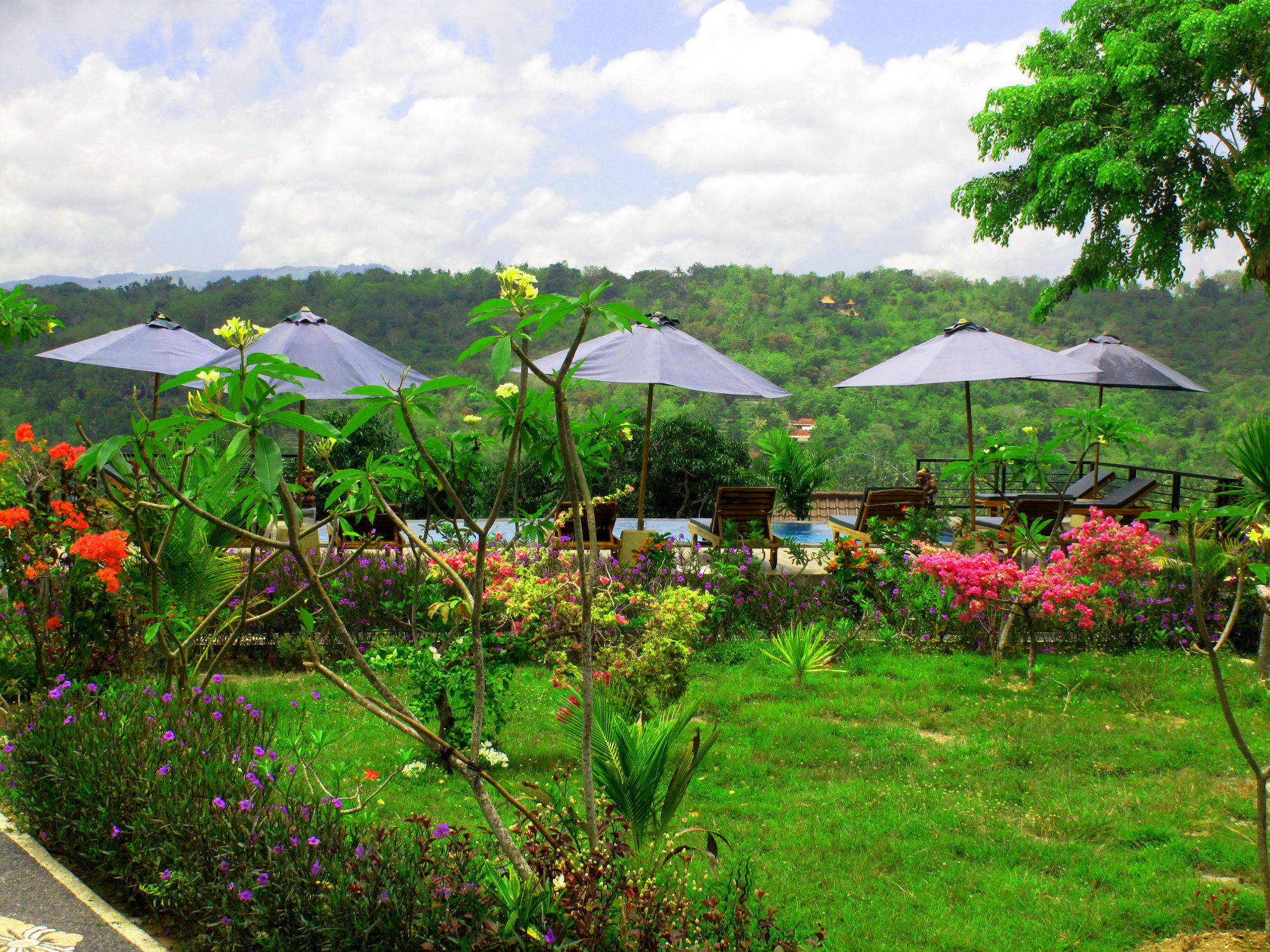 Dmas Huts Lembongan Hotel Exterior foto